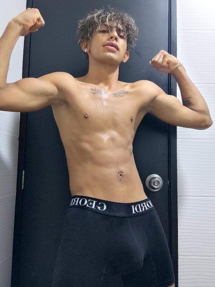 badguyss_bisex