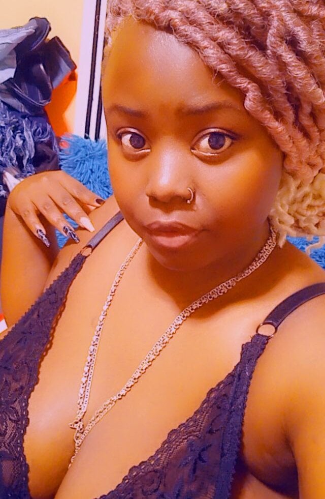 bigtittyslut_