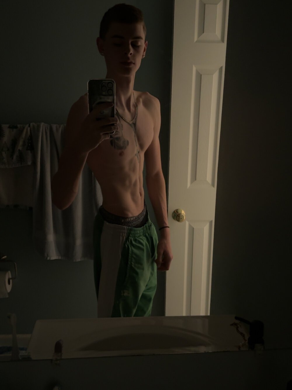 dickhead100