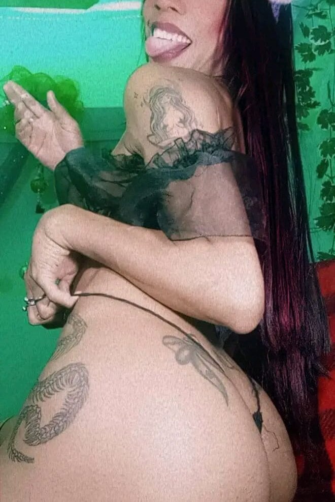 elii_hot_xxx