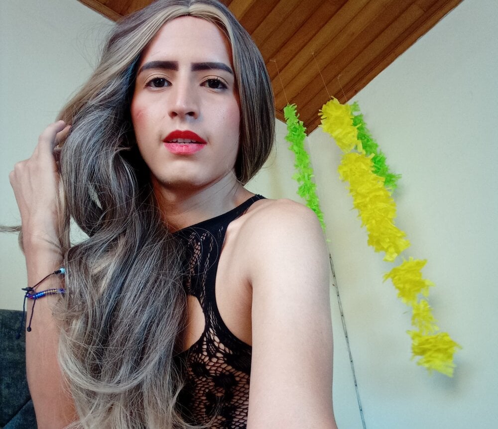 everly_monroe