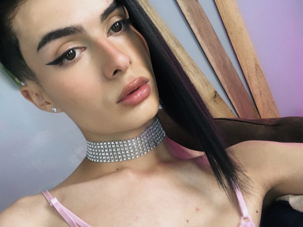 fem_boyxx