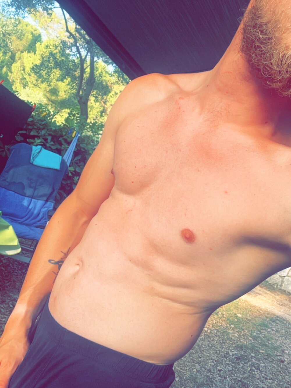 hornyboy71x1