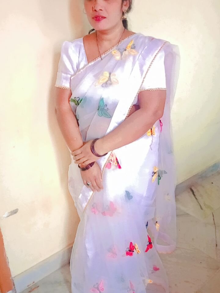 hotsangeetha