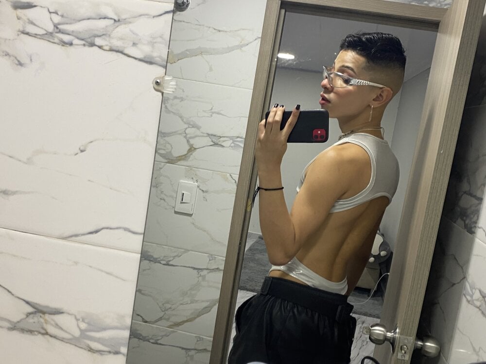 jade_candy_21