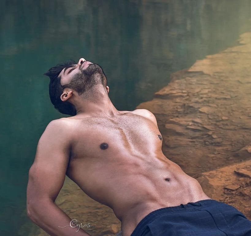 john_desihunks