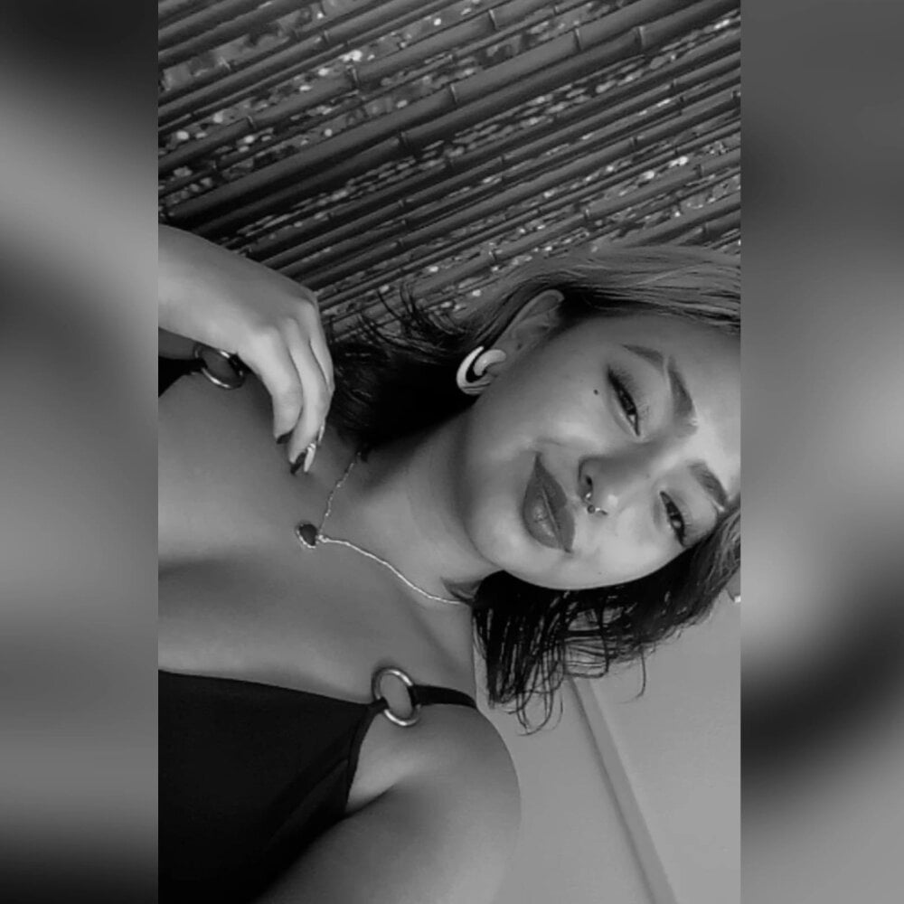 kiira_kiss