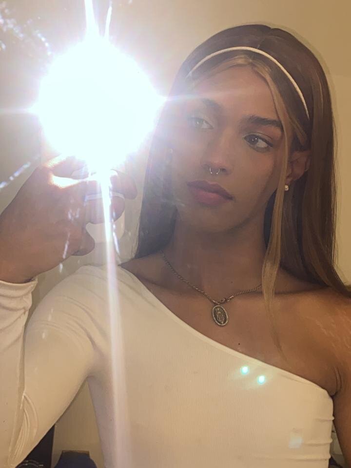 lara_wolf