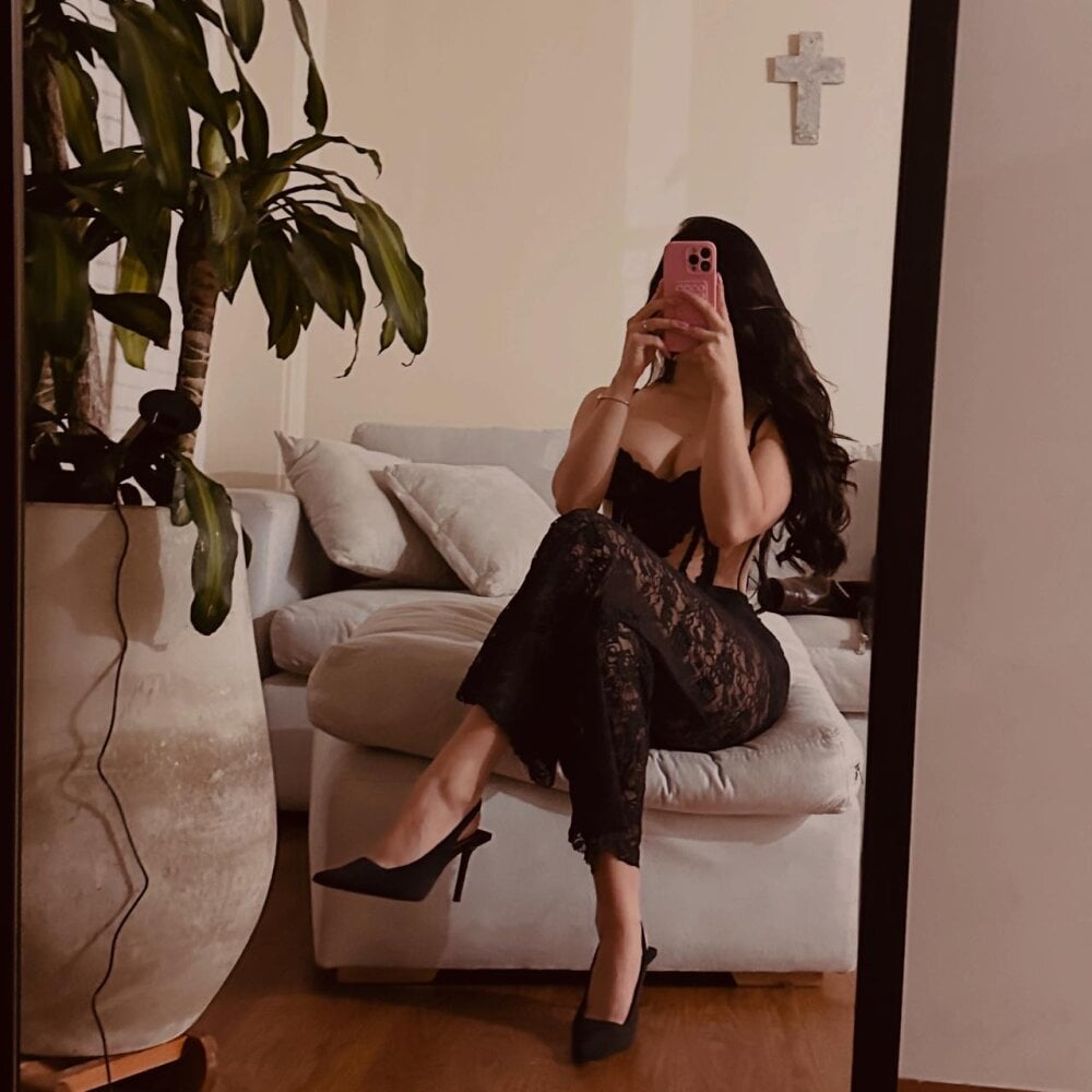 lina_quinn