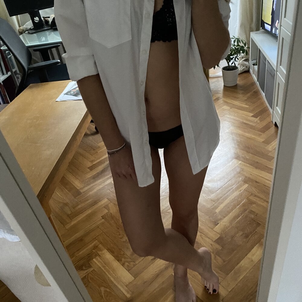 lonelyalexa