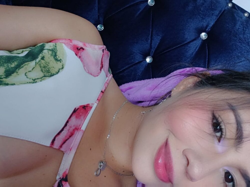 merlinaadams_