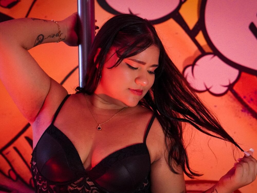 natasha_adams22