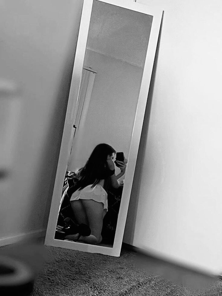 naughtysaraaa