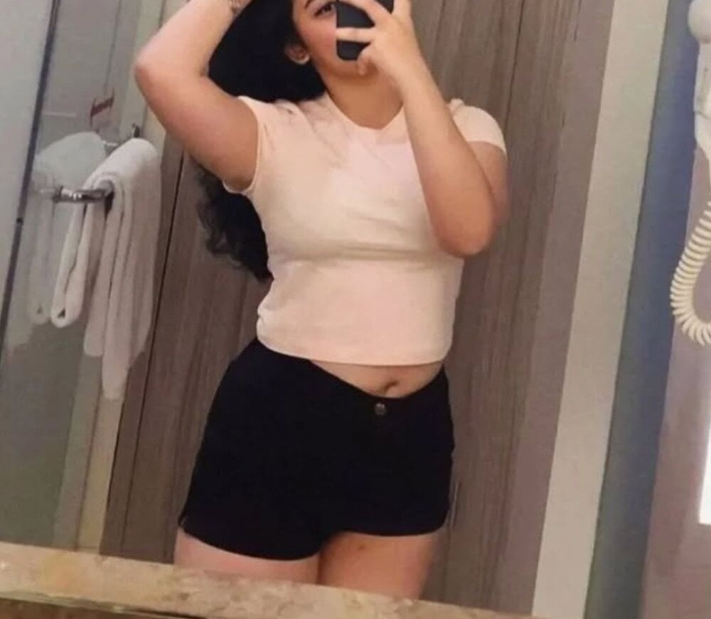 ravyaa_her