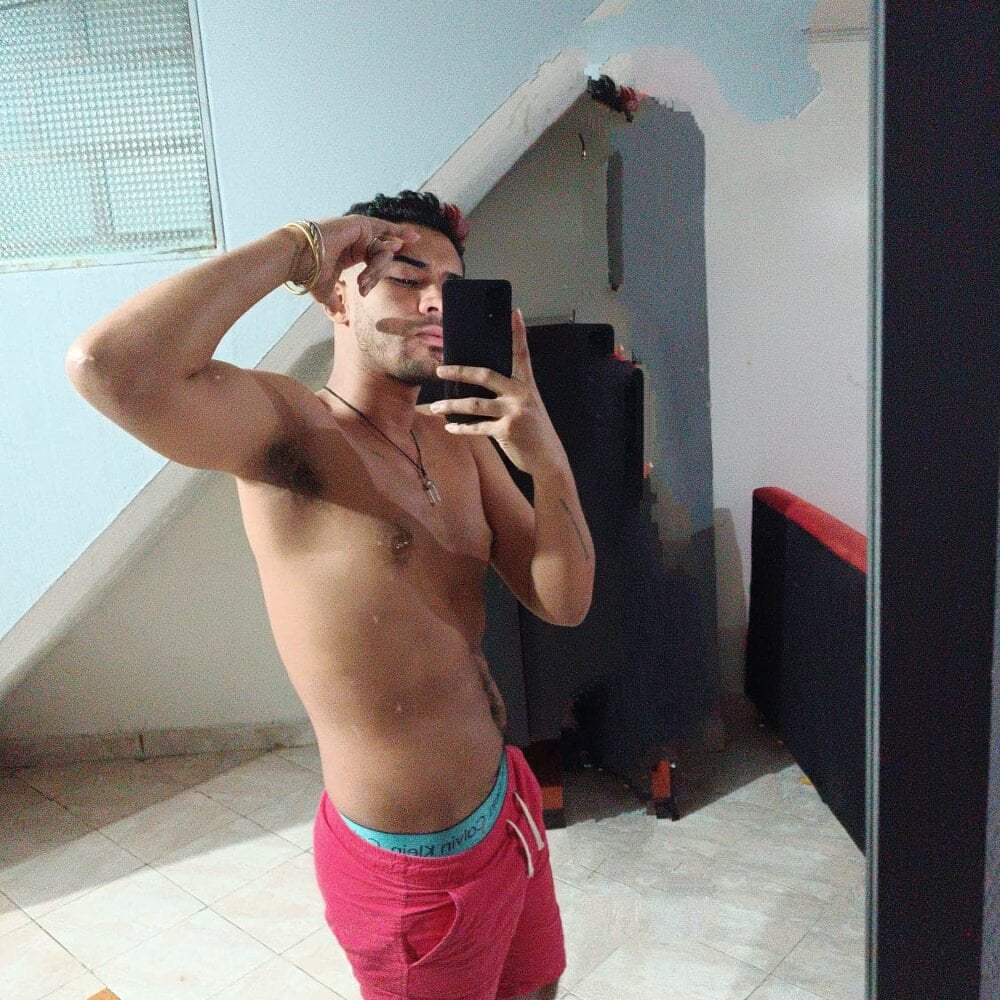 ryanse_hot