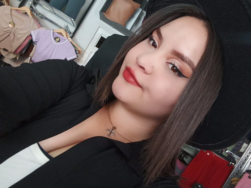 samanthahot11