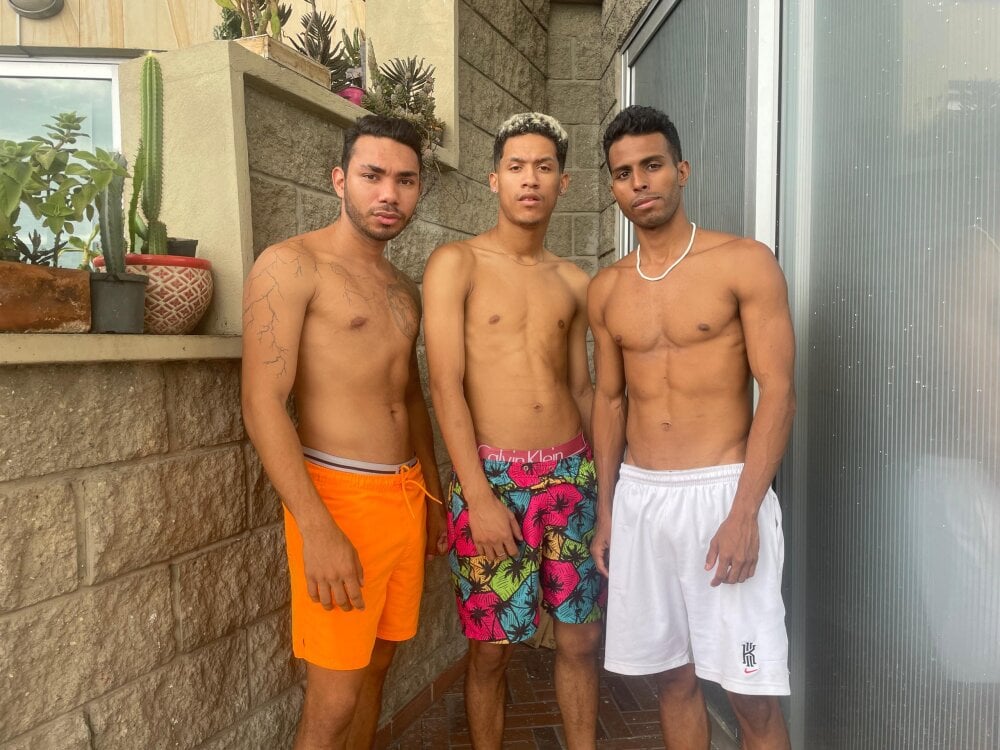 sexy_hot_latinos