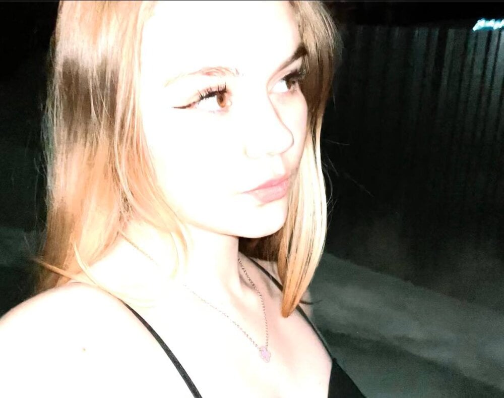 sony_erica