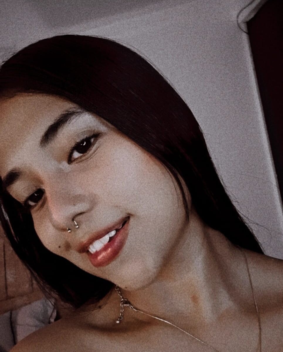 soy_aly_moon