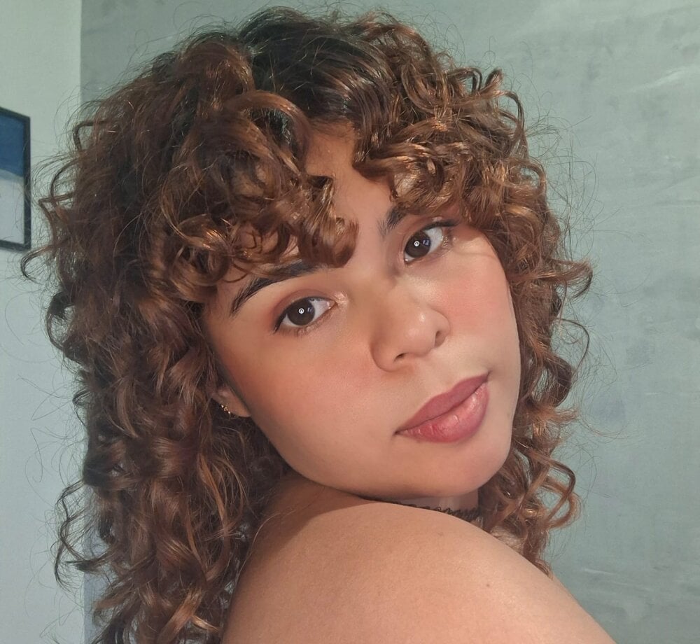 stellaallen24
