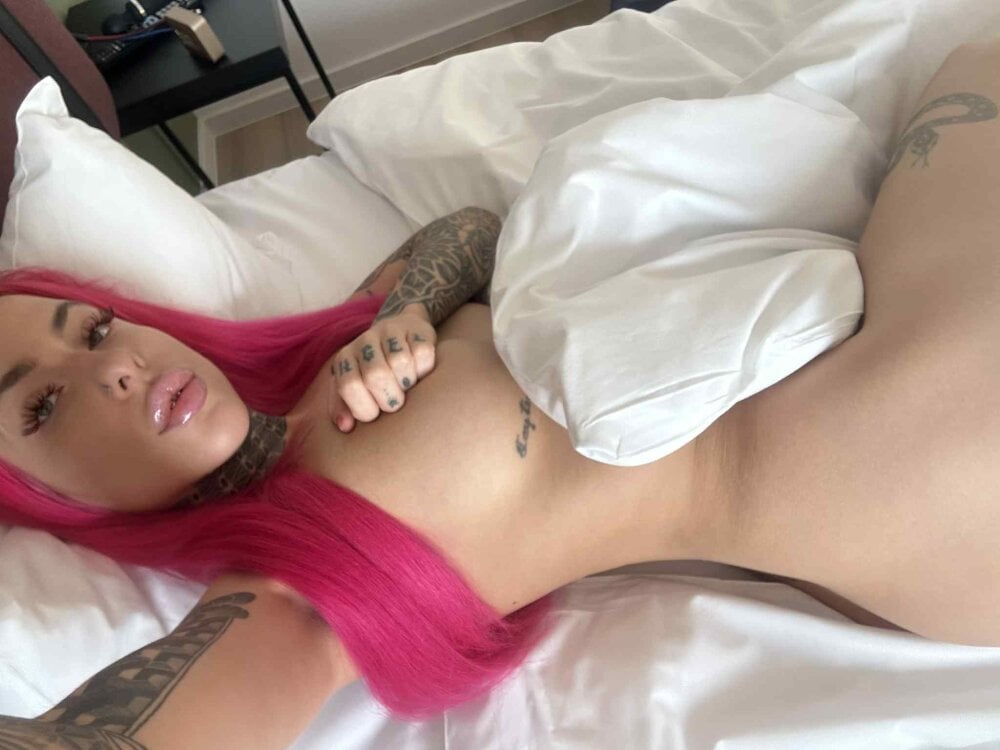 stonedbarbie