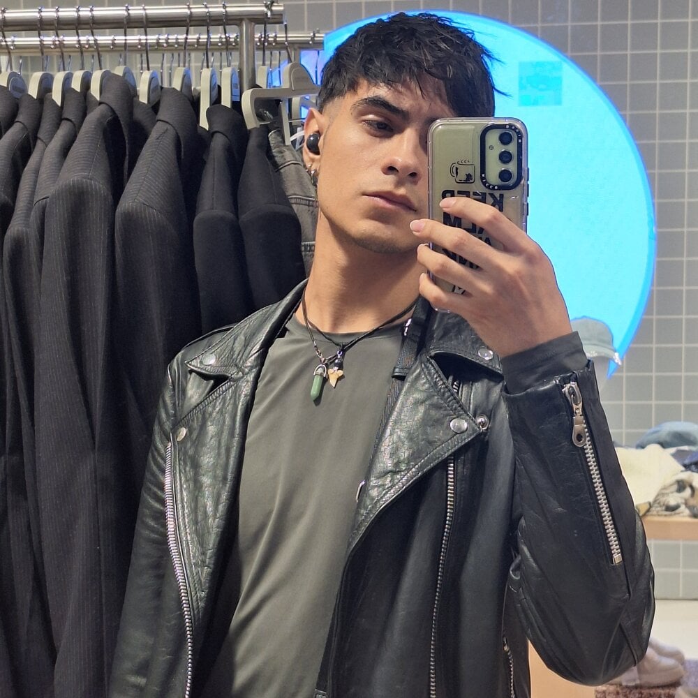 thiago_rockwelll