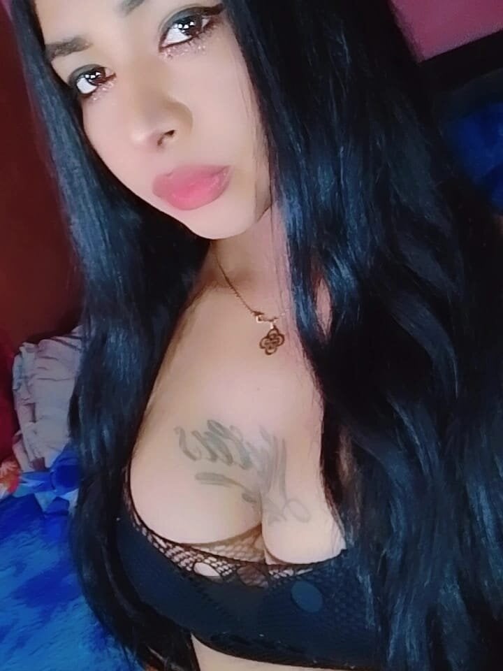 violet_bigcock774