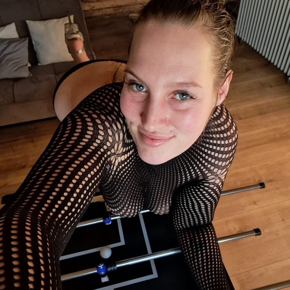 xqueenkinky