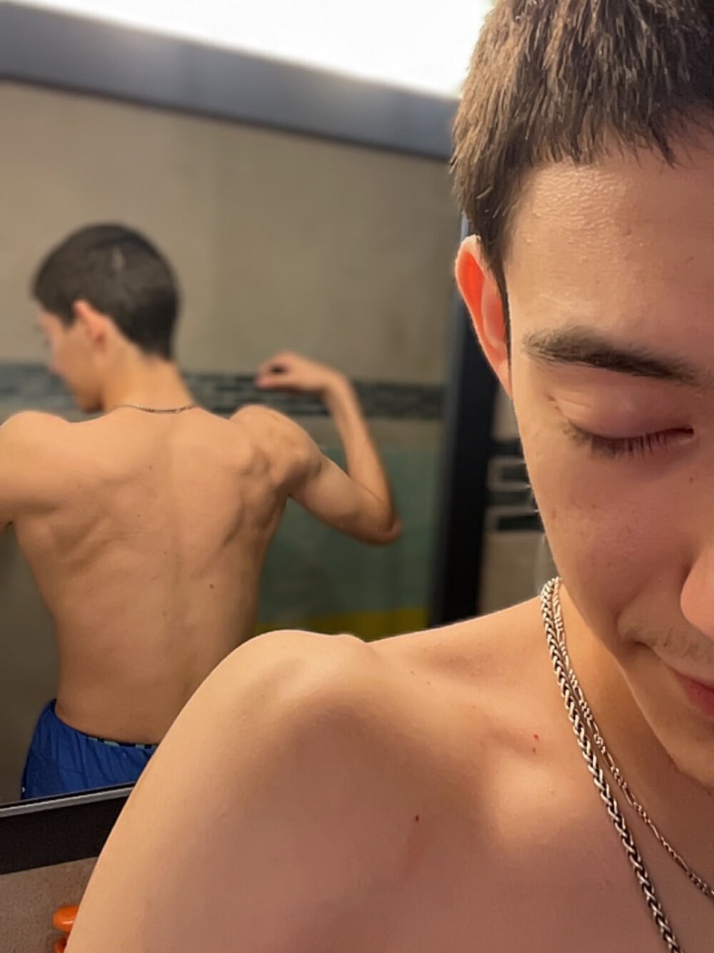 zay_01