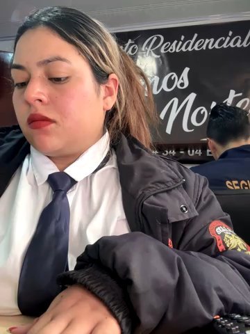 DULCE__26 live cam screenshot malefemale from Colombia on ZGTJNJ – 中文直播、回放与 GIF 精彩瞬间 — screenshot #1