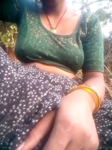Diksha_For_You live cam screenshot female from India on ZGTJNJ – 中文直播、回放与 GIF 精彩瞬间 — screenshot #1